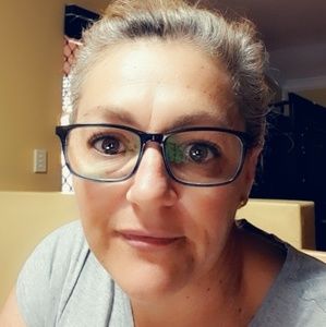 Meet your Posher, Bindi